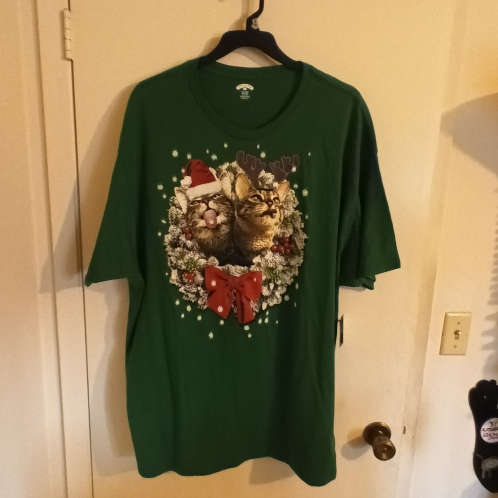 NEW Holiday Time Wreath Cats Catching Snowflakes Short Sleeve T-Shirt Size 3X